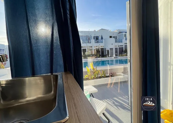 Cristian Delfines * بويرتو ذيل كارمين